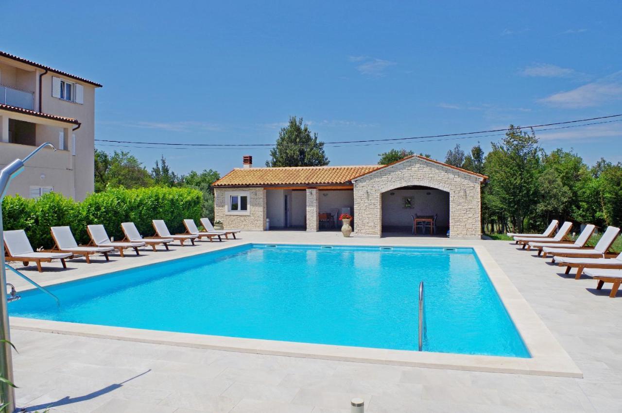 Holiday Apartments In House Sanja Rakalj Exterior foto